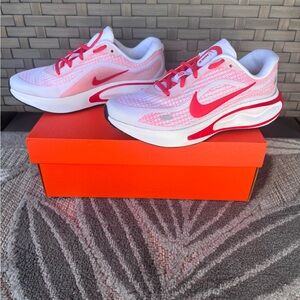 Nike NIB “Journey Run” Sneakers White/Lt Crimson Women’s 8 Men’s 6.5 FJ7765-111